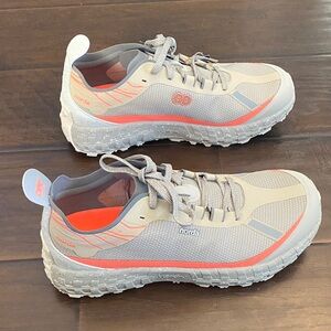 New with box Norda Vibram lace up sneakers men’s size 10.5